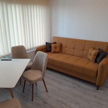 Apartament 3 Camere, Targu Neamt Et4 Exteriör bild