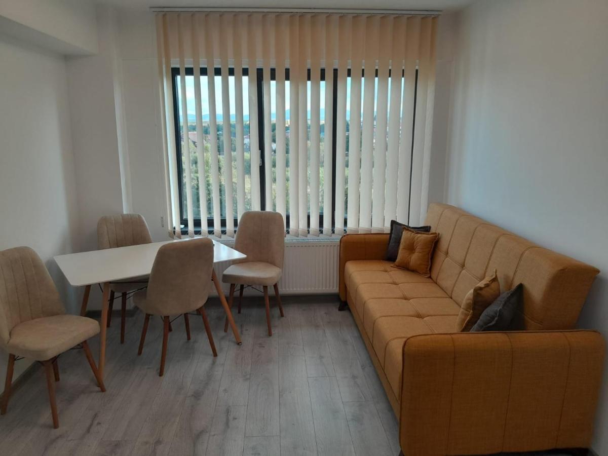 Apartament 3 Camere, Targu Neamt Et4 Exteriör bild
