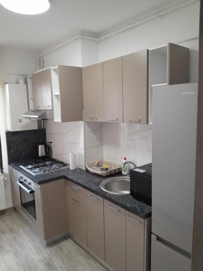 Apartament 3 Camere, Targu Neamt Et4 Exteriör bild