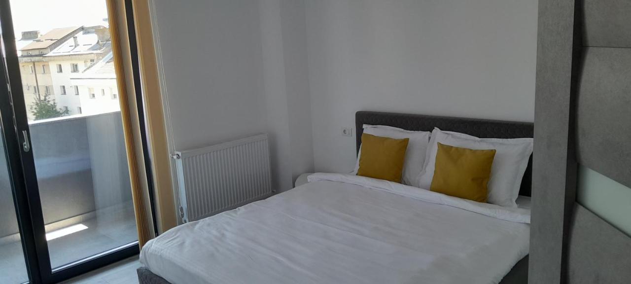 Apartament 3 Camere, Targu Neamt Et4 Exteriör bild