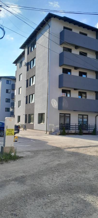 Apartament 3 Camere, Targu Neamt Et4 Exteriör bild